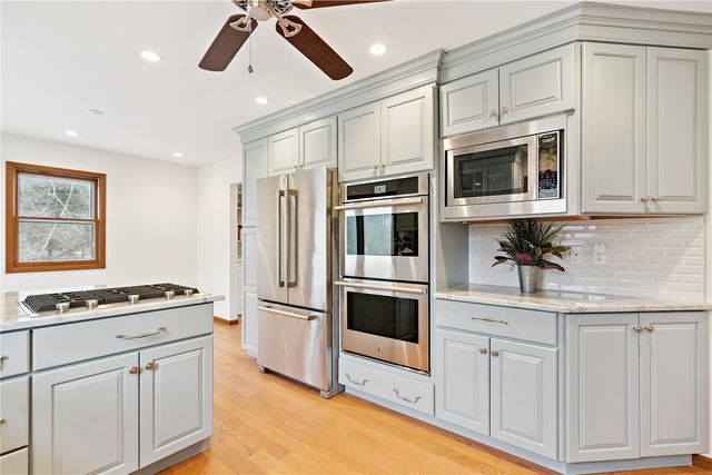 600 Carlton Road SE, Cedar Rapids, IA 52403