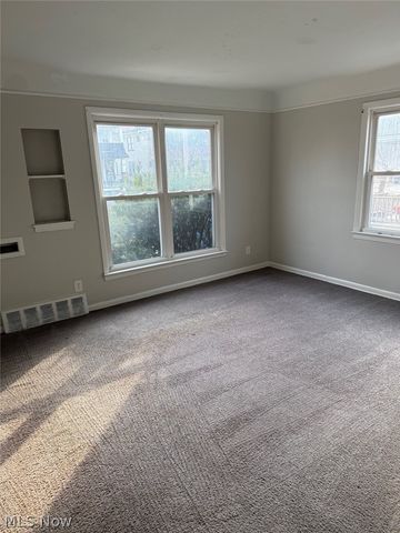 892 E 139th Street, Cleveland, OH 44110