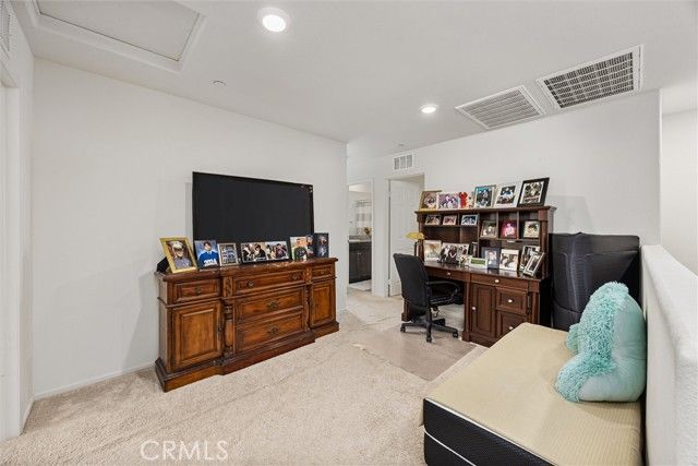 11115 Guaranda Place, Bakersfield, CA 93306