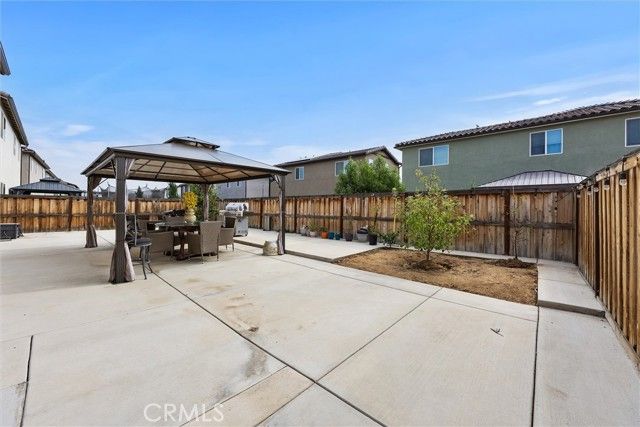 11115 Guaranda Place, Bakersfield, CA 93306