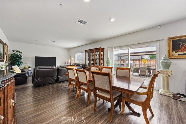 11115 Guaranda Place, Bakersfield, CA 93306