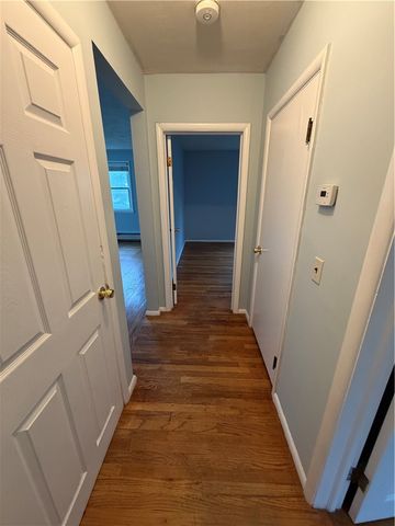 42 Greenway Drive, Bristol, RI 02809