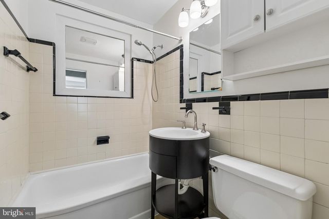 2519 BUCKELEW DR, Falls Church, VA 22046
