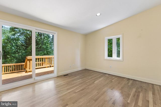 2519 BUCKELEW DR, Falls Church, VA 22046