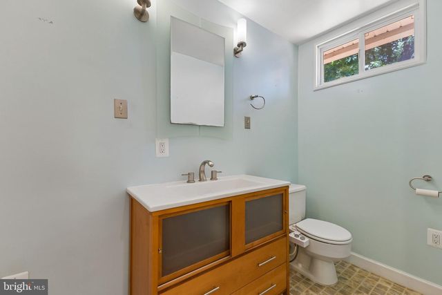 2519 BUCKELEW DR, Falls Church, VA 22046