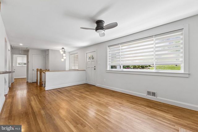 2519 BUCKELEW DR, Falls Church, VA 22046