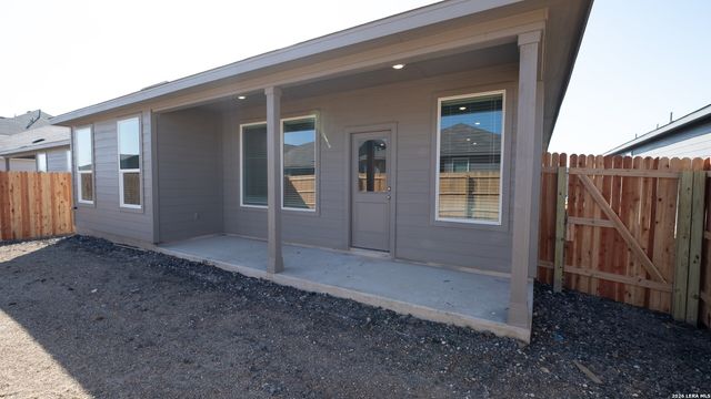 9415 Dassler Spring, Converse, TX 78109