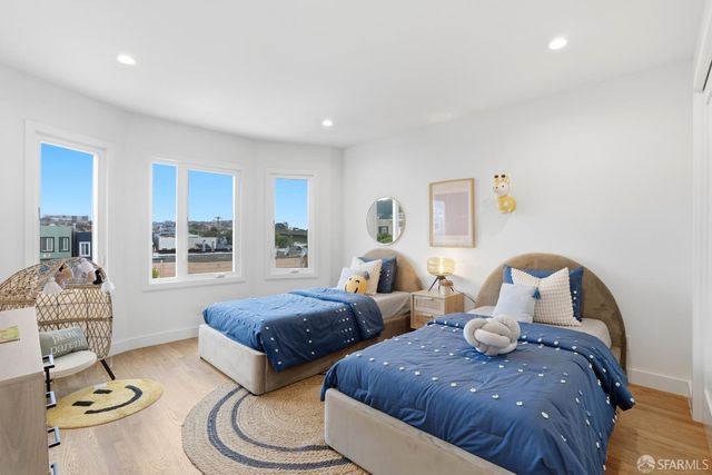 43 Milan Terrace, San Francisco, CA 94112