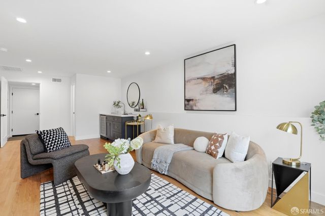 43 Milan Terrace, San Francisco, CA 94112