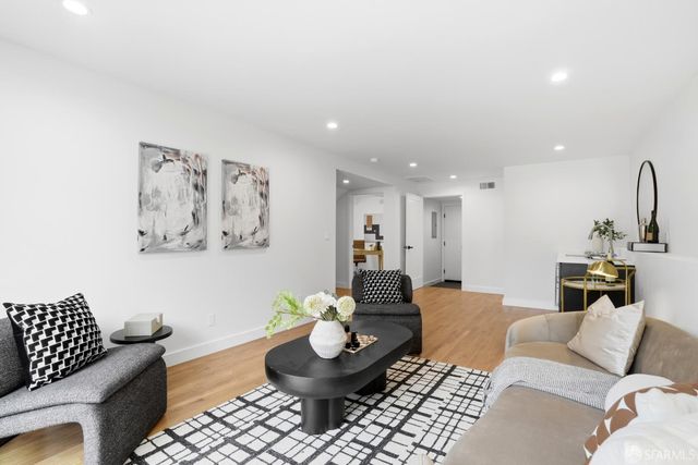 43 Milan Terrace, San Francisco, CA 94112