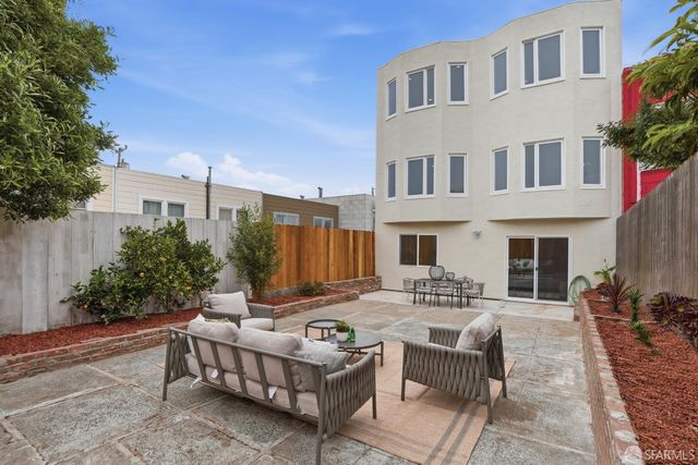 43 Milan Terrace, San Francisco, CA 94112