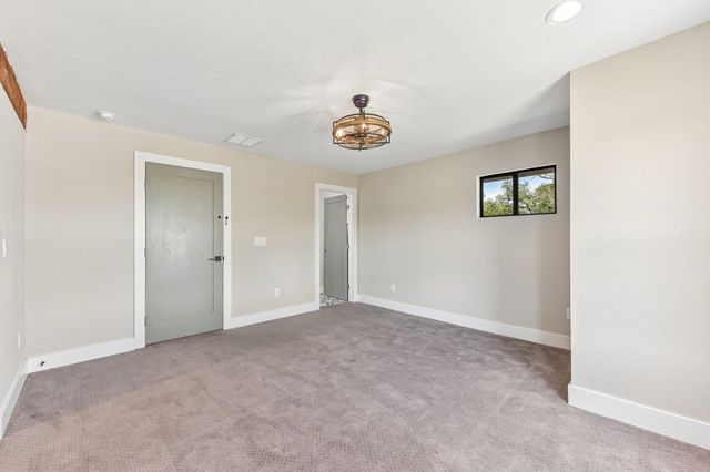 790 Private Road 905, Liberty Hill, TX 78642