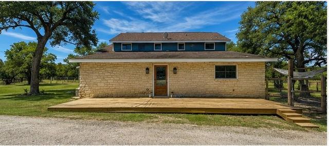 790 Private Road 905, Liberty Hill, TX 78642