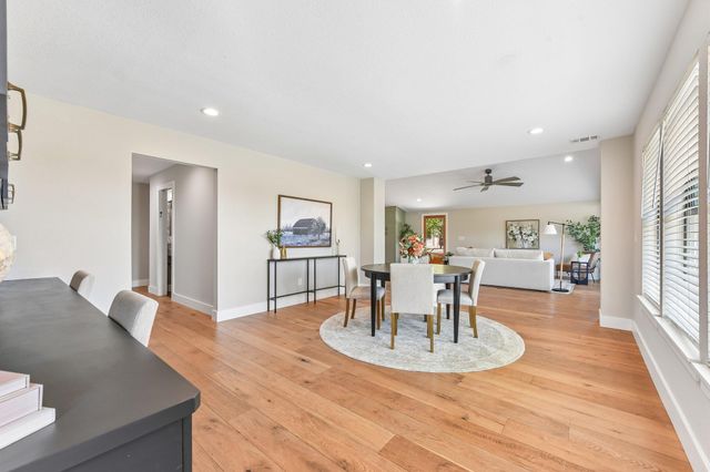 790 Private Road 905, Liberty Hill, TX 78642
