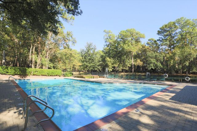 318 Litchfield Lane, Houston, TX 77024