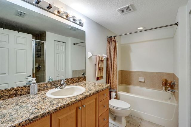 1800 Concordia Lake CIR 2303, Cape Coral, FL 33909