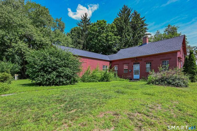 463 Pearl Lake Road, Waterbury, CT 06706