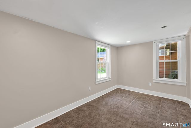 463 Pearl Lake Road, Waterbury, CT 06706