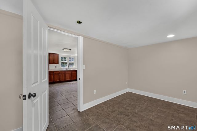 463 Pearl Lake Road, Waterbury, CT 06706