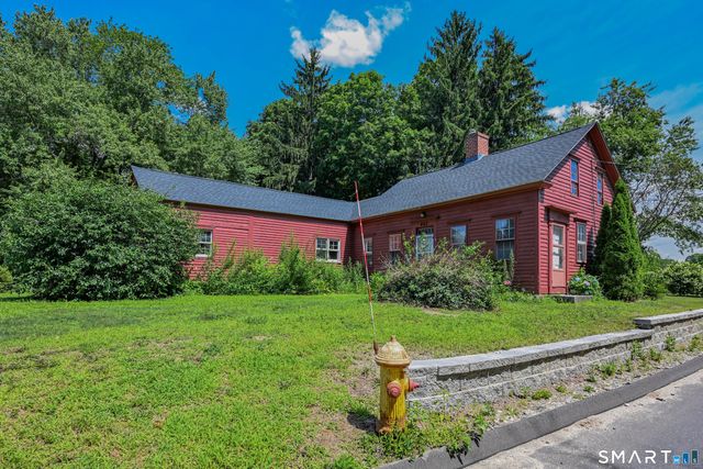463 Pearl Lake Road, Waterbury, CT 06706