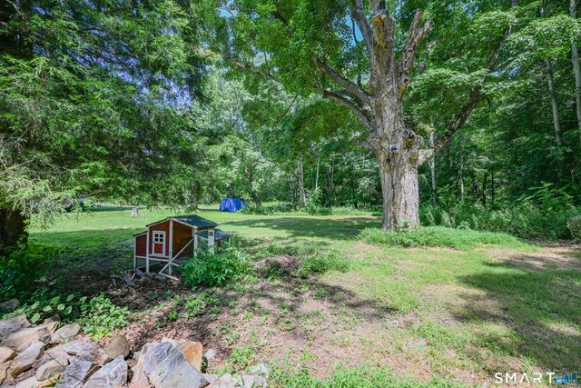 463 Pearl Lake Road, Waterbury, CT 06706