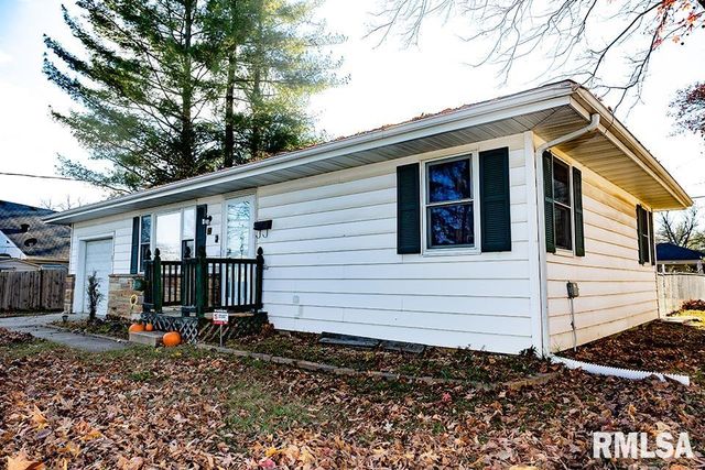 4 HILLSIDE Drive, Mt Vernon, IL 62864