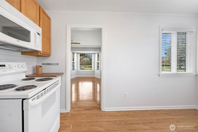 4523 N 16th Street, Tacoma, WA 98406
