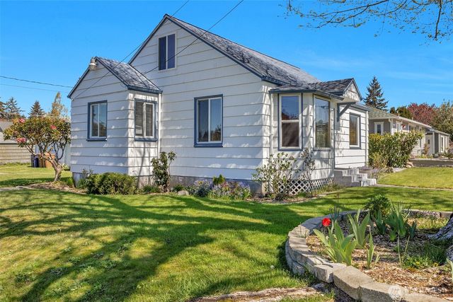 4523 N 16th Street, Tacoma, WA 98406
