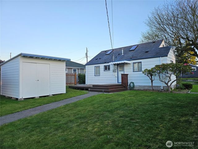4523 N 16th Street, Tacoma, WA 98406