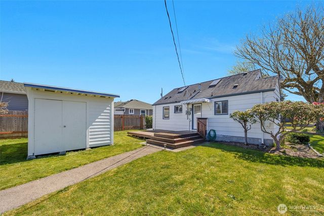 4523 N 16th Street, Tacoma, WA 98406