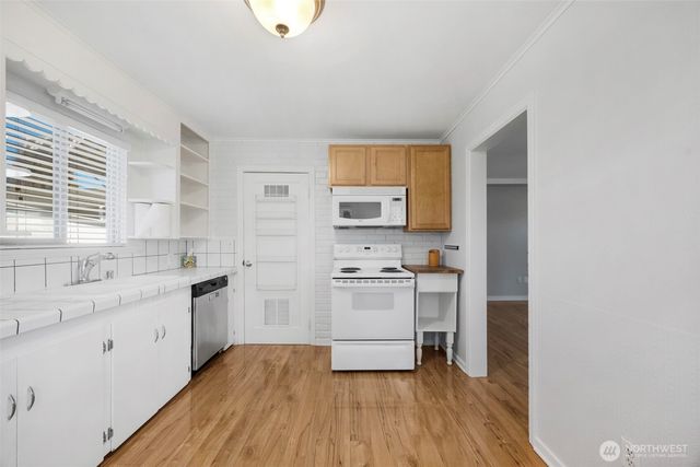 4523 N 16th Street, Tacoma, WA 98406