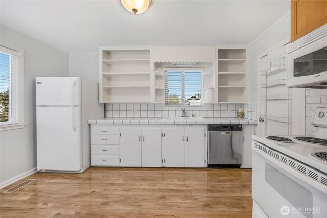 4523 N 16th Street, Tacoma, WA 98406