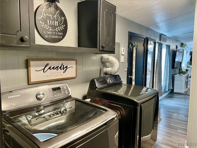 263 Crestwood Court East, Lockport City, NY 14094