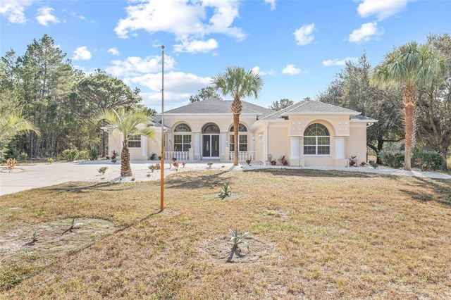 11040 FULTON AVENUE, Weeki Wachee, FL 34613