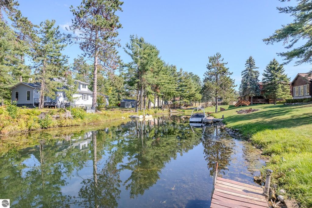 Image 37 of property listing at 820 S Tall Tree, Gaylord, MI 49686