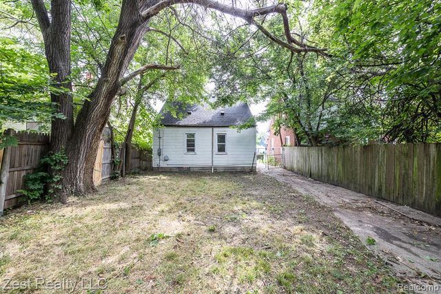 11723 Rutherford Street, Detroit, MI 48227