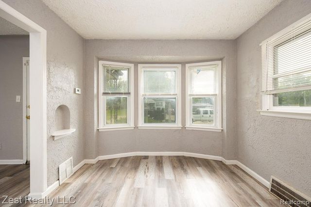 11723 Rutherford Street, Detroit, MI 48227