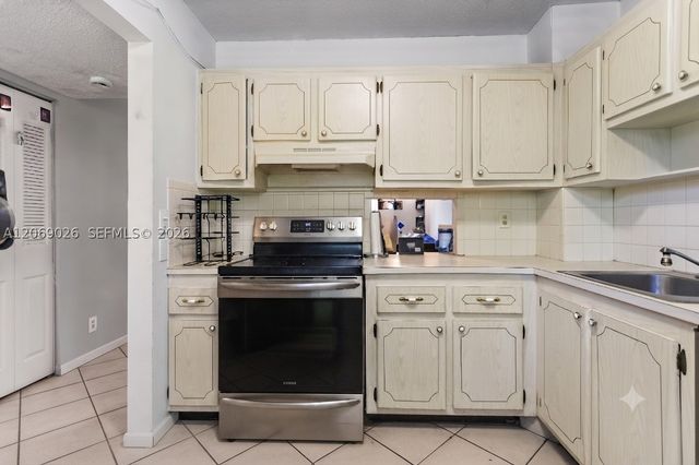 201 Berkley Rd 309, Hollywood, FL 33024