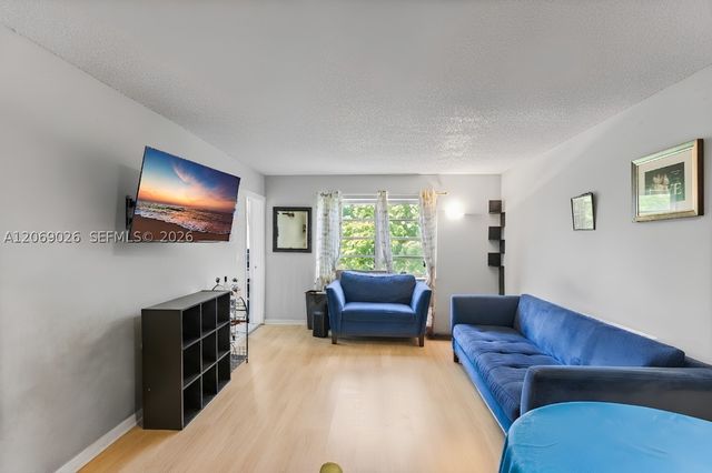 201 Berkley Rd 309, Hollywood, FL 33024