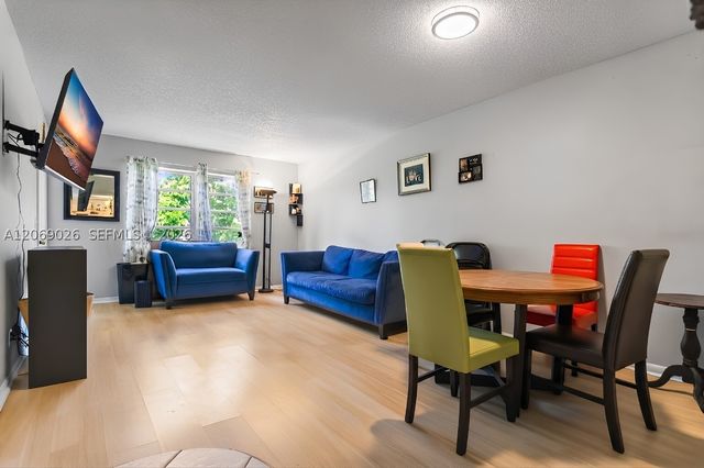 201 Berkley Rd 309, Hollywood, FL 33024