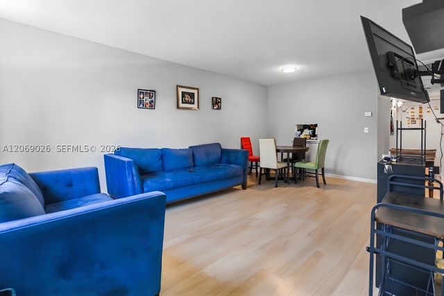 201 Berkley Rd 309, Hollywood, FL 33024