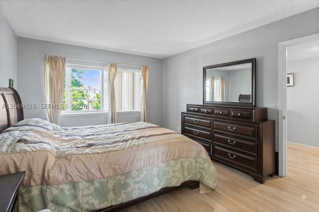 201 Berkley Rd 309, Hollywood, FL 33024