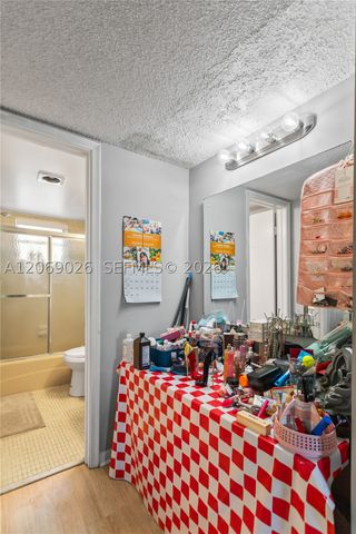 201 Berkley Rd 309, Hollywood, FL 33024