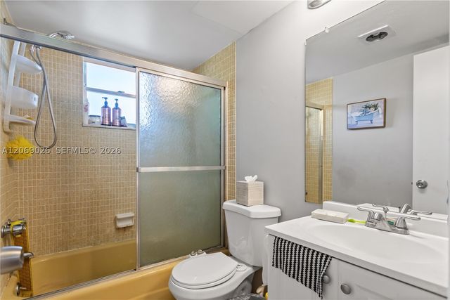 201 Berkley Rd 309, Hollywood, FL 33024
