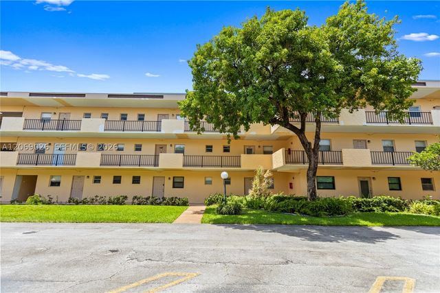 201 Berkley Rd 309, Hollywood, FL 33024