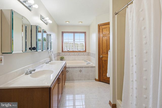 6111 EMERALD, Eldersburg, MD 21784