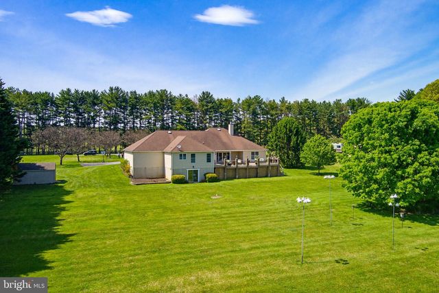 6111 EMERALD, Eldersburg, MD 21784