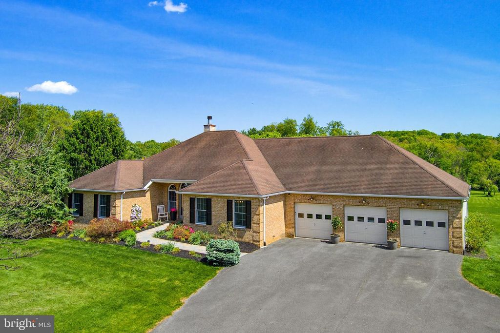 6111 EMERALD, Eldersburg, MD 21784