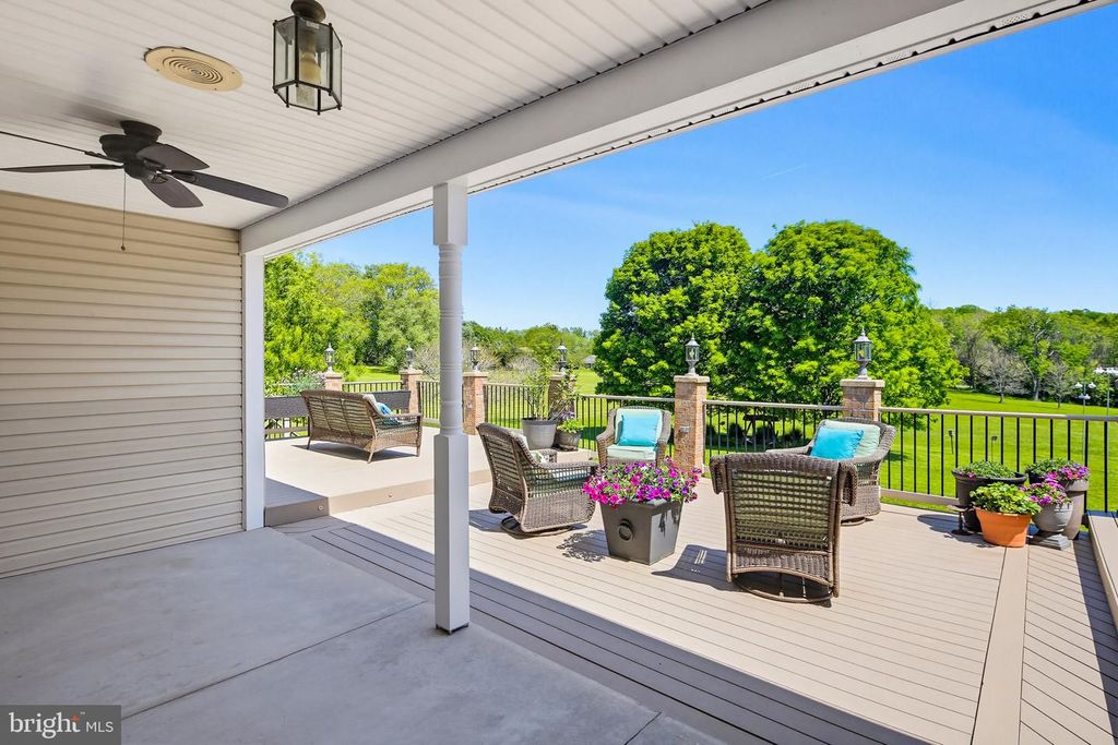 Image 49 of property listing at 6111 EMERALD LN, Eldersburg, MD 21784