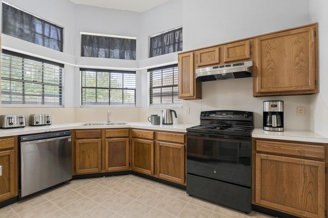 5126 E Fallen Bough Drive, Houston, TX 77041